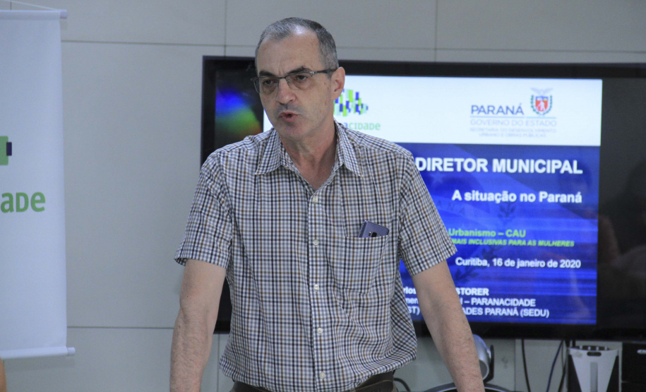 Dirigentes e técnicos do Serviço Social Autônomo (Paranacidade) apresentaram nesta quinta-feira (16) a integrantes da Comissão de Voluntárias em Prol de Cidades Mais Inclusivas para as Mulheres, do Conselho de Urbanismo e Arquitetura do Paraná, Programas de Ação a Secretaria do Desenvolvimento Urbano e de Obras Públicas e do Paranacidade, com vistas à promoção do desenvolvimento urbano no Estado.