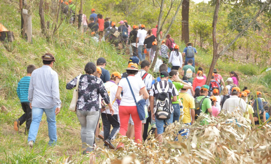 Trajetos em meio à natureza, passando por propriedades rurais e destinos que muitas vezes fogem do radar dos turistas dão o tom das Caminhadas Internacionais na Natureza, que já têm 160 circuitos confirmados neste ano no Paraná.  Foto: Emater/Campo Mourão