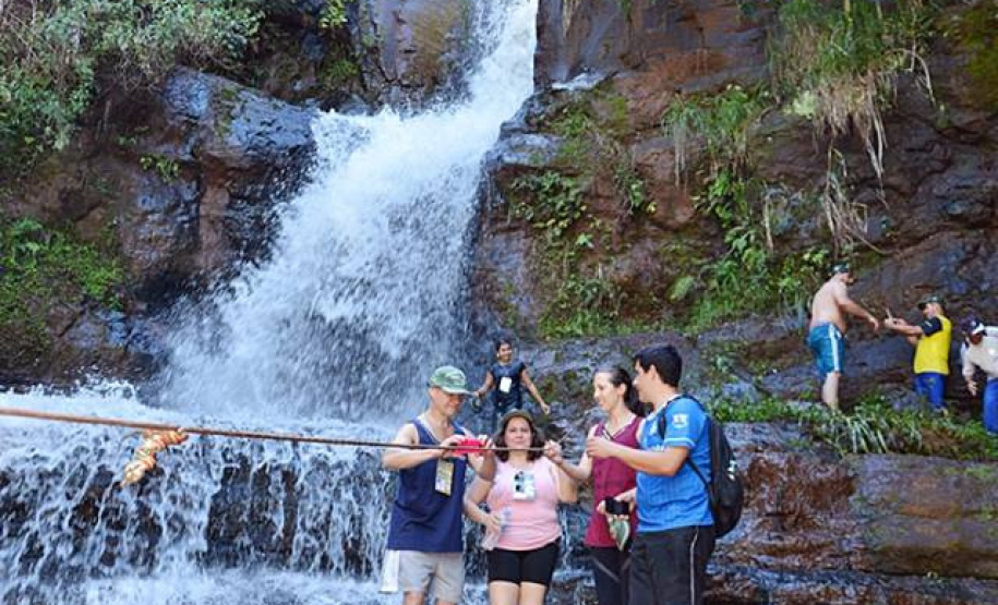 Trajetos em meio à natureza, passando por propriedades rurais e destinos que muitas vezes fogem do radar dos turistas dão o tom das Caminhadas Internacionais na Natureza, que já têm 160 circuitos confirmados neste ano no Paraná.  Foto: Emater/Campo Mourão