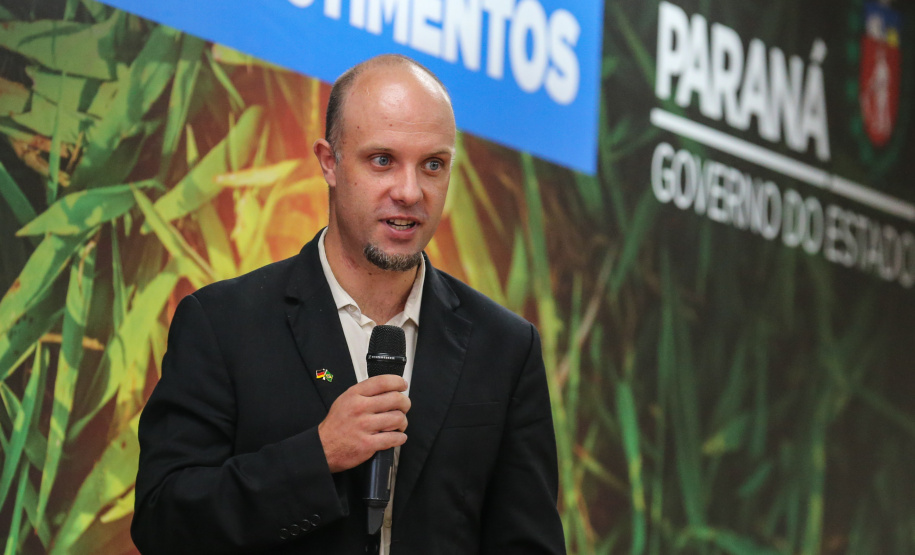 O Governador Carlos Massa Ratinho Junior lança nesta sexta-feira (17/01) o  projeto de transformação de subprodutos da agropecuária e da agroindústria em energias renováveis, no Biopark em Toledo. Serão implantadas uma usina de biometano (combustível veicular) e duas de geração de energia elétrica, a partir de dejetos suínos.Na foto, Christian Belt, gerente de Projetos da Mele. Toledo, 17/01/2020 -  Foto: Geraldo Bubniak/AEN