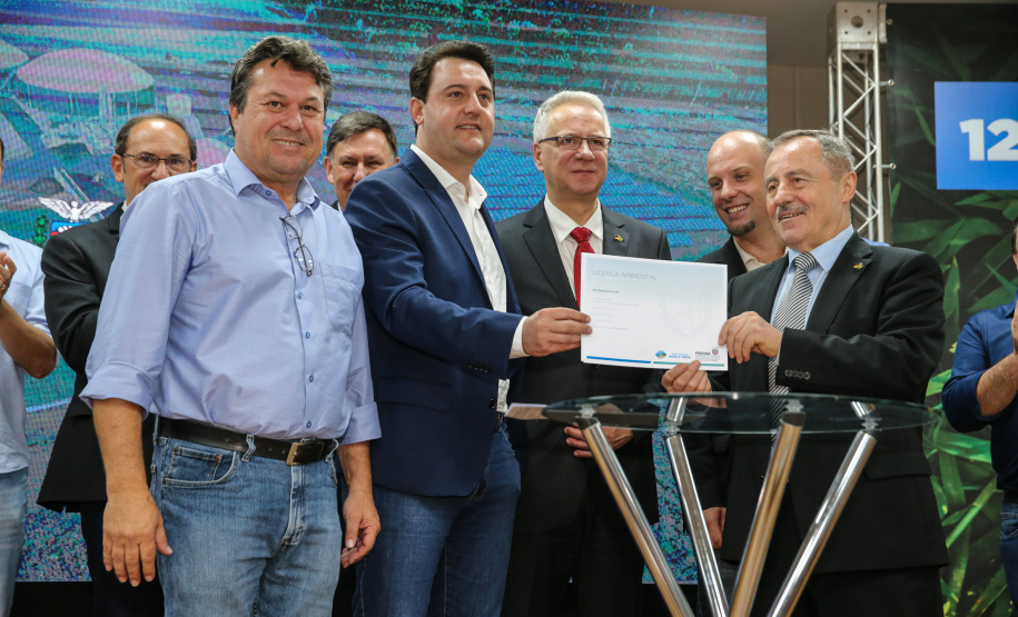 O Governador Carlos Massa Ratinho Junior lança nesta sexta-feira (17/01) o  projeto de transformação de subprodutos da agropecuária e da agroindústria em energias renováveis, no Biopark em Toledo. Serão implantadas uma usina de biometano (combustível veicular) e duas de geração de energia elétrica, a partir de dejetos suínos. Toledo, 17/01/2020 -  Foto: Geraldo Bubniak/AEN