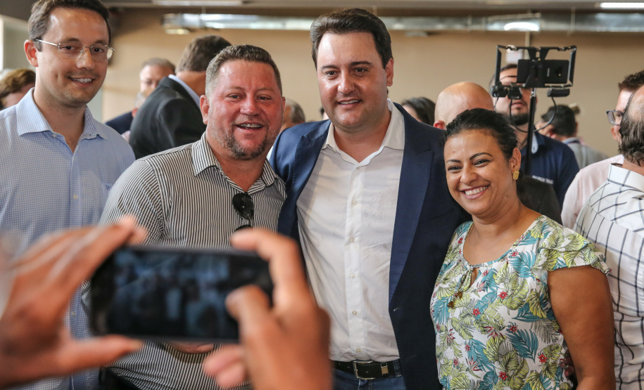 O Governador Carlos Massa Ratinho Junior lança nesta sexta-feira (17/01) o  projeto de transformação de subprodutos da agropecuária e da agroindústria em energias renováveis, no Biopark em Toledo. Serão implantadas uma usina de biometano (combustível veicular) e duas de geração de energia elétrica, a partir de dejetos suínos. Toledo, 17/01/2020 -  Foto: Geraldo Bubniak/AEN