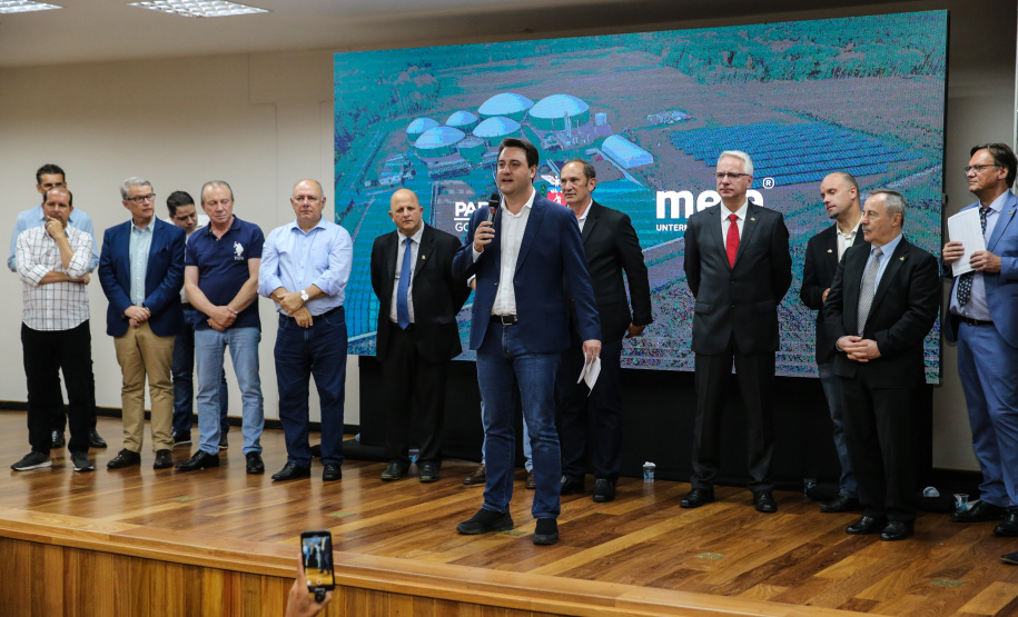 A Companhia de Saneamento do Paraná (Sanepar) vai investir R$ 152 milhões nos sistemas de água e de esgoto sanitário de Toledo, na Região Oeste. O valor será aplicado nos próximos cinco anos, conforme anúncio feito pelo governador Carlos Massa Ratinho Junior nesta sexta-feira (17), que cumpriu agenda no município. Toledo, 17/01/2020 -  Foto: Geraldo Bubniak/AEN