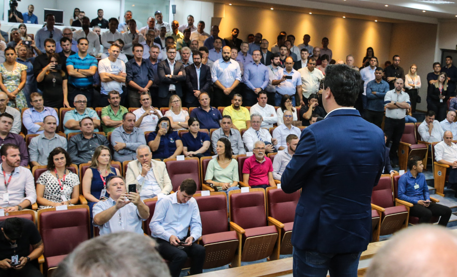 A Companhia de Saneamento do Paraná (Sanepar) vai investir R$ 152 milhões nos sistemas de água e de esgoto sanitário de Toledo, na Região Oeste. O valor será aplicado nos próximos cinco anos, conforme anúncio feito pelo governador Carlos Massa Ratinho Junior nesta sexta-feira (17), que cumpriu agenda no município. Toledo, 17/01/2020 -  Foto: Geraldo Bubniak/AEN