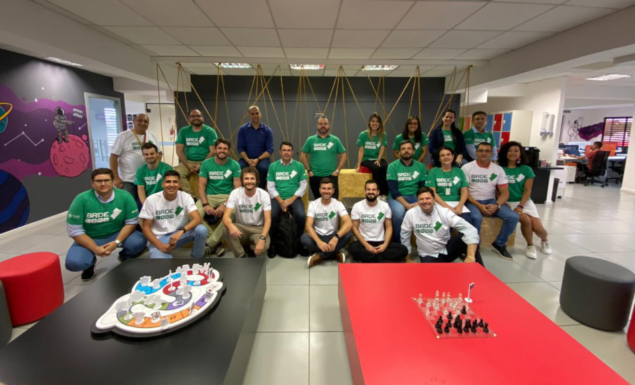 O BRDE Labs promove workshop sobre inovação no agronegócio, e dentro do escopo do Programa aconteceu na quarta-feira (15) o evento “Desafios de Inovação no Agronegócio”. Foram apresentados os principais desafios do agronegócio e as tendências do setor para os representantes das cooperativas participantes, como Cocamar, Copacol e Coopavel.  Foto: BRDE