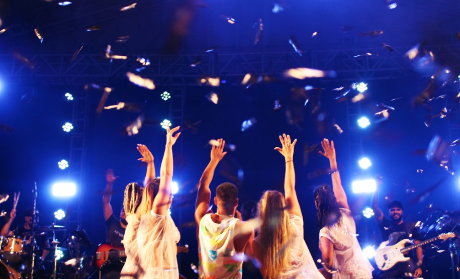 Show de Jerry Smith reúne mais de 20 mil em Matinhos. Foto:SESP