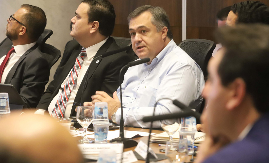 O governador Carlos Massa Ratinho Junior participa da reunião do secretariado. N/F: secretário de Saúde, Beto Preto.
Curitiba, 21-01-20.
Foto: Arnaldo Alves / AEN.
