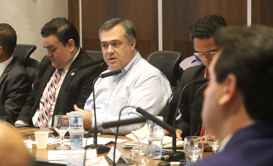 O governador Carlos Massa Ratinho Junior participa da reunião do secretariado. N/F: secretário de Saúde, Beto Preto.
Curitiba, 21-01-20.
Foto: Arnaldo Alves / AEN.