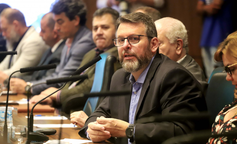 O governador Carlos Massa Ratinho Junior participa da reunião do secretariado. N/F: presidente do BRDE, Wilson Bley.
Curitiba, 21-01-20.
Foto: Arnaldo Alves / AEN.