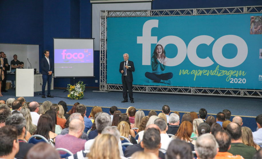 O vice-governador Darci Piana  discursa no Seminário Foco na Aprendizagem 2020  21/01/2020  -  Foto: Geraldo Bubniak/AEN