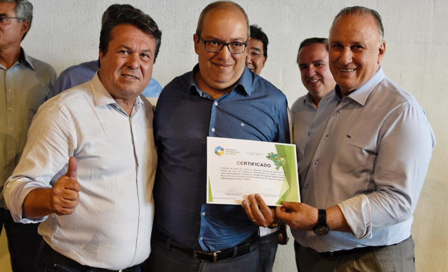Londrina recebeu nesta quarta-feira (22) o certificado que elevou a cidade para a categoria A do Mapa Turístico Brasileiro, atualizado pelo Ministério do Turismo em agosto de 2019. 
Foto: Denis Ferreira Netto/SEDEST