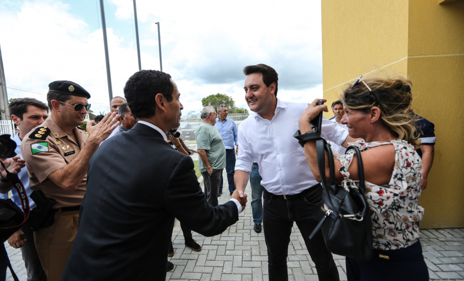 O Governador Carlos Massa Ratinho Junior inaugura nesta sexta-feira (24) a Delegacia Cidadã de Paranaguá, no Litoral. O novo prédio conta com toda estrutura adequada para atendimento ao público, com sala de plantão, investigação, cartório e demais departamentos administrativos. Os investimentos ultrapassam R$ 5 milhões.Paranaguá, 24/01/2020 -  Foto: Geraldo Bubniak/AEN