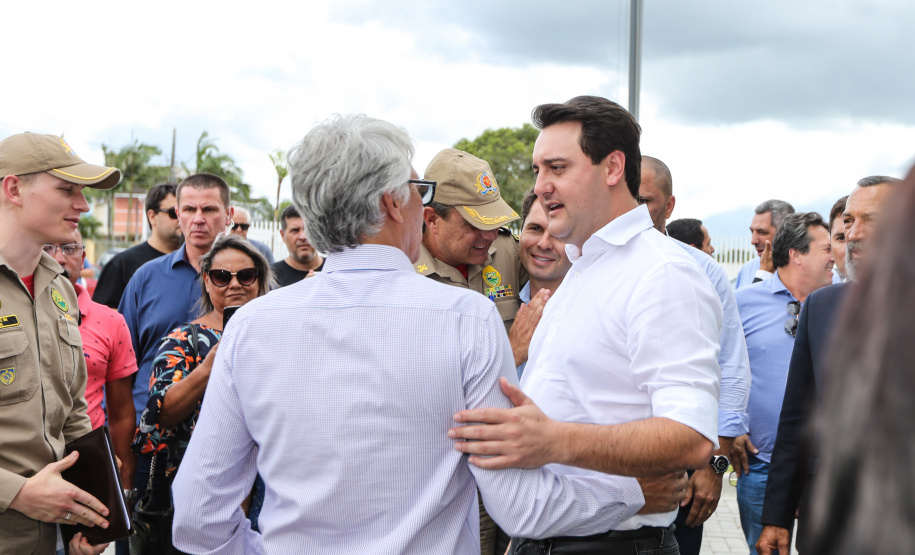 O Governador Carlos Massa Ratinho Junior inaugura nesta sexta-feira (24) a Delegacia Cidadã de Paranaguá, no Litoral. O novo prédio conta com toda estrutura adequada para atendimento ao público, com sala de plantão, investigação, cartório e demais departamentos administrativos. Os investimentos ultrapassam R$ 5 milhões.Paranaguá, 24/01/2020 -  Foto: Geraldo Bubniak/AEN