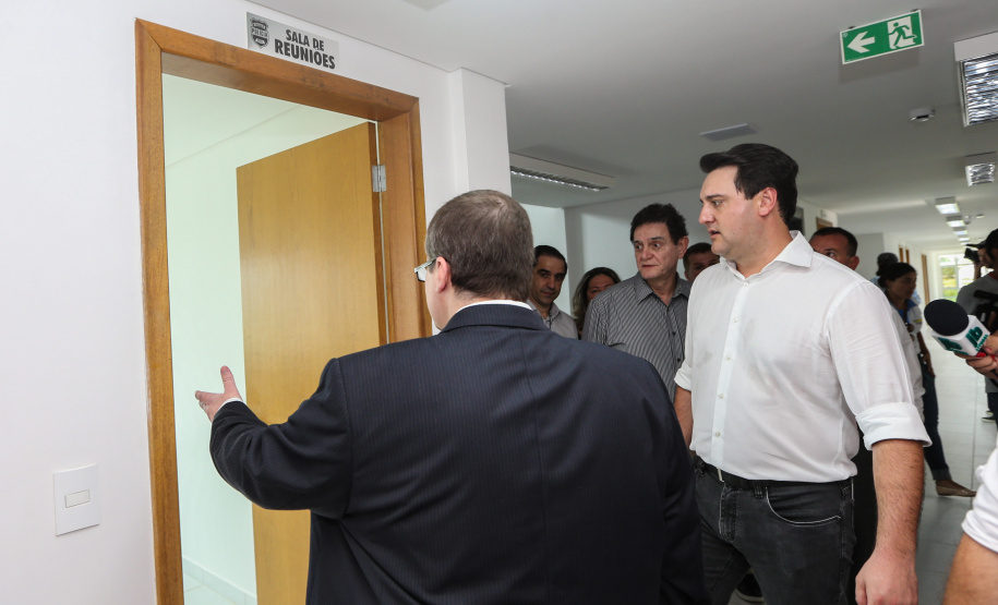 O Governador Carlos Massa Ratinho Junior inaugura nesta sexta-feira (24) a Delegacia Cidadã de Paranaguá, no Litoral. O novo prédio conta com toda estrutura adequada para atendimento ao público, com sala de plantão, investigação, cartório e demais departamentos administrativos. Os investimentos ultrapassam R$ 5 milhões.Paranaguá, 24/01/2020 -  Foto: Geraldo Bubniak/AEN