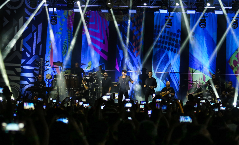 Show de Alexandre Pires em Matinhos nesta sexta-feira (24). O show é gratuitos e faz parte da programação cultural do Verão Maior e são promovidos pelo Governo do Estado em parceria com a Renault do Brasil.    Matinhos, 24/01/2020 -  Foto: Geraldo Bubniak/AEN