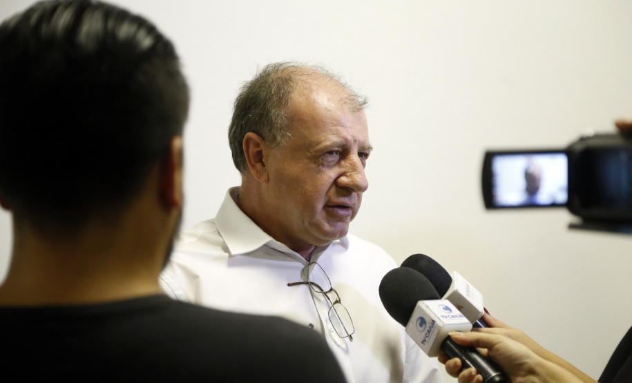 Umuarama recebe mais de 15 milhoes de reais em obras, alem de 900 mil para implementacao de um parque urbano, assinam os recursos os secretarios Joao Carlos Ortega e Marcio Nunes que representaram o governador Carlos Massa Ratinho Junior.
Foto Gilson Abreu/Aen