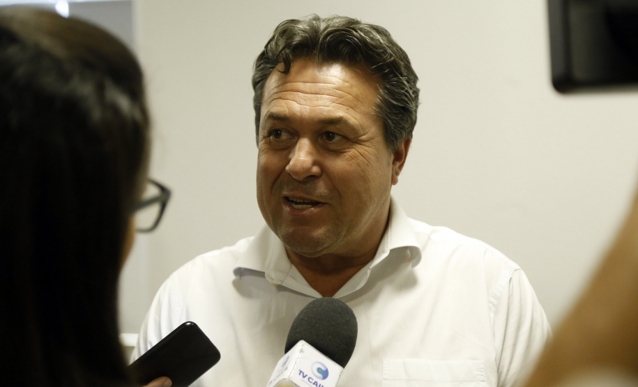 Umuarama recebe mais de 15 milhoes de reais em obras, alem de 900 mil para implementacao de um parque urbano, assinam os recursos os secretarios Joao Carlos Ortega e Marcio Nunes que representaram o governador Carlos Massa Ratinho Junior.
Foto Gilson Abreu/Aen