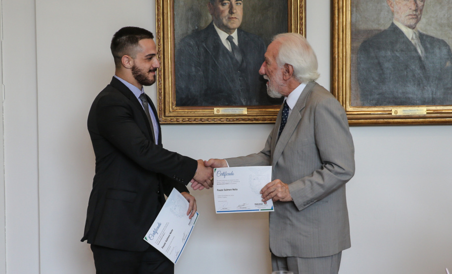 Posse Conselho Juventude O vice governador Darci Piana empossa nesta terça-feira (28),membros do Conselho Estadual da Juventude. O CEJUV é um órgão colegiado de caráter consultivo, vinculado à Casa Civil por meio da assessoria especial para políticas públicas de juventude (AEJ), sendo composto por representantes da sociedade civil e do poder público com reconhecida atuação na defesa e promoção dos direitos da juventude. Curitiba, 28/01/2020 - Foto: Geraldo Bubniak/AEN