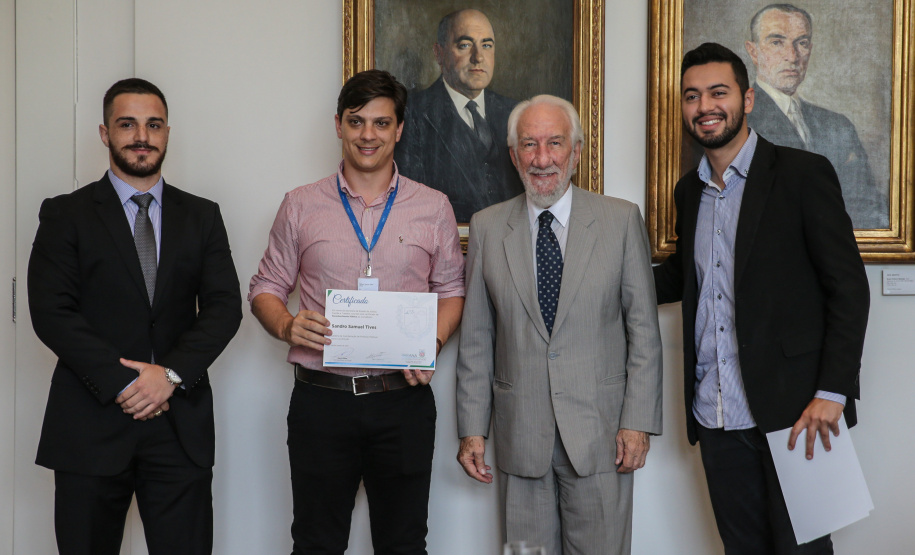 Posse Conselho Juventude O vice governador Darci Piana empossa nesta terça-feira (28),membros do Conselho Estadual da Juventude. O CEJUV é um órgão colegiado de caráter consultivo, vinculado à Casa Civil por meio da assessoria especial para políticas públicas de juventude (AEJ), sendo composto por representantes da sociedade civil e do poder público com reconhecida atuação na defesa e promoção dos direitos da juventude. Curitiba, 28/01/2020 - Foto: Geraldo Bubniak/AEN