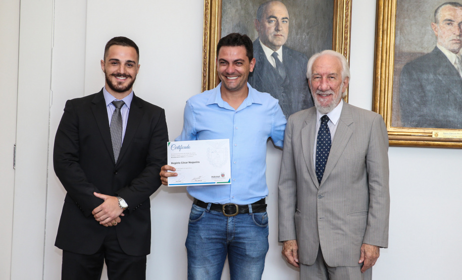 Posse Conselho Juventude O vice governador Darci Piana empossa nesta terça-feira (28),membros do Conselho Estadual da Juventude. O CEJUV é um órgão colegiado de caráter consultivo, vinculado à Casa Civil por meio da assessoria especial para políticas públicas de juventude (AEJ), sendo composto por representantes da sociedade civil e do poder público com reconhecida atuação na defesa e promoção dos direitos da juventude. Curitiba, 28/01/2020 - Foto: Geraldo Bubniak/AEN