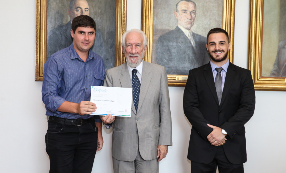 Posse Conselho Juventude O vice governador Darci Piana empossa nesta terça-feira (28),membros do Conselho Estadual da Juventude. O CEJUV é um órgão colegiado de caráter consultivo, vinculado à Casa Civil por meio da assessoria especial para políticas públicas de juventude (AEJ), sendo composto por representantes da sociedade civil e do poder público com reconhecida atuação na defesa e promoção dos direitos da juventude. Curitiba, 28/01/2020 - Foto: Geraldo Bubniak/AEN