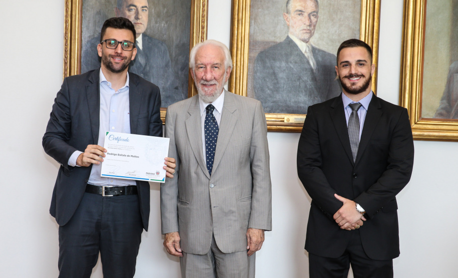 Posse Conselho Juventude O vice governador Darci Piana empossa nesta terça-feira (28),membros do Conselho Estadual da Juventude. O CEJUV é um órgão colegiado de caráter consultivo, vinculado à Casa Civil por meio da assessoria especial para políticas públicas de juventude (AEJ), sendo composto por representantes da sociedade civil e do poder público com reconhecida atuação na defesa e promoção dos direitos da juventude. Curitiba, 28/01/2020 - Foto: Geraldo Bubniak/AEN