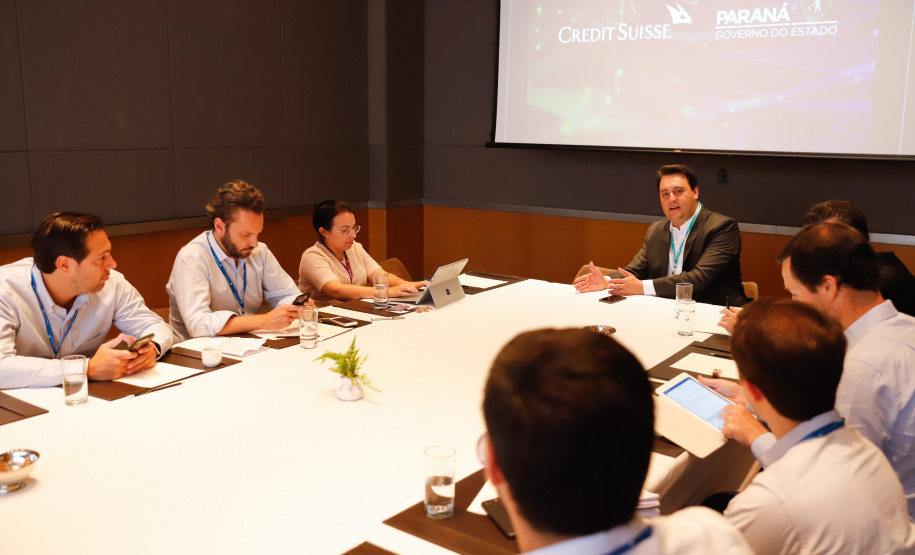 O governador Carlos Massa Ratinho Junior apresentou nesta terça-feira (28) a investidores brasileiros e estrangeiros reunidos pelo banco Credit Suisse os principais programas do Estado e as conquistas econômicas alcançadas em 2019. Ele participou do painel “Os Desafios dos Estados Brasileiros”, na 2020 Latin America Investment Conference, em São Paulo.