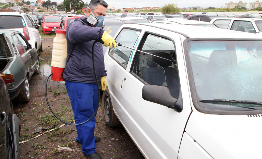 O Governo do Paraná desenvolve neste momento várias ações de combate ao mosquito vetor em todas as regiões, coordenadas pelo Comitê Intersetorial de Controle da Dengue. Foto:AEN