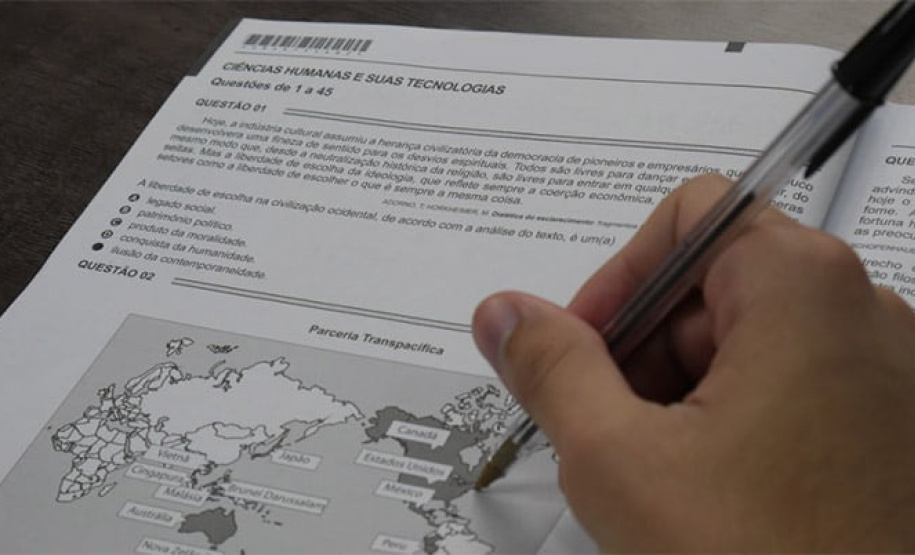 Os Adolescentes que cumprem medidas socioeducativas nas Unidades de Internação do Paraná realizaram as provas do Exame Nacional para Certificação de Competências  de Jovens e Adultos (Encceja PPL/2019) e 82% dos participantes obtiveram aprovação em ao menos uma das áreas de conhecimento.  -  Foto: Divulgação