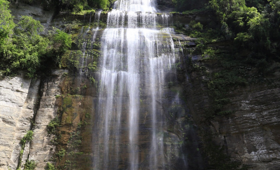 A primeira disputa dos Jogos de Aventura e Natureza em 2020 acontece na região das grandes cachoeiras de Prudentópolis, no centro-sul do Paraná, em Guarapuava e Turvo, na região central. Foto: José Fernando Ogura/AEN