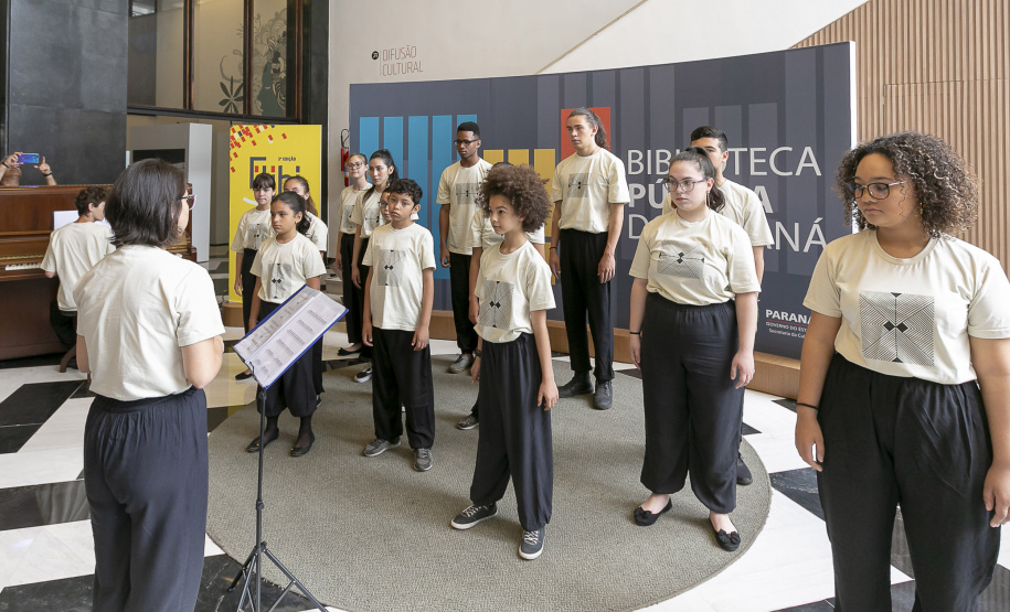 A programação cultural para o mês de fevereiro. As atividades incluem exposições, oficinas, sessões de cinema e contação de histórias, além de mais uma edição do Baile de Carnaval da Seção Infantil
Foto: BPP