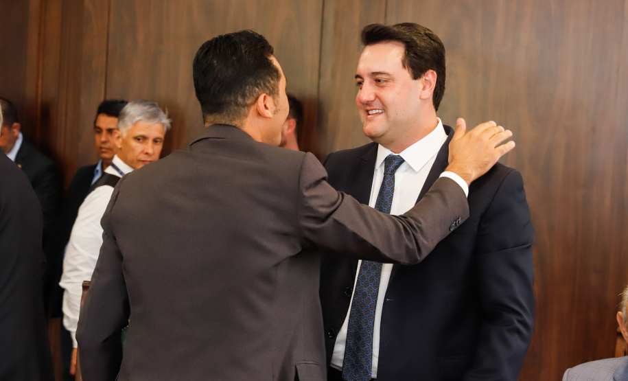 Ratinho Junior destacou que Assembleia foi importante para que o Governo do Estado pudesse modernizar a máquina pública ao longo dos primeiros 12 meses de mandato, garantindo reformas que o Estado precisava fazer.
Foto: Rodrigo Felix Leal