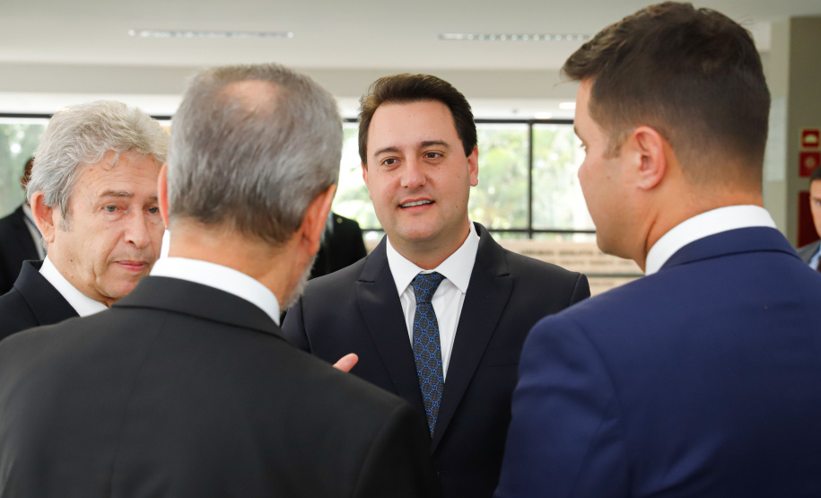 Ratinho Junior destacou que Assembleia foi importante para que o Governo do Estado pudesse modernizar a máquina pública ao longo dos primeiros 12 meses de mandato, garantindo reformas que o Estado precisava fazer.
Foto: Rodrigo Felix Leal