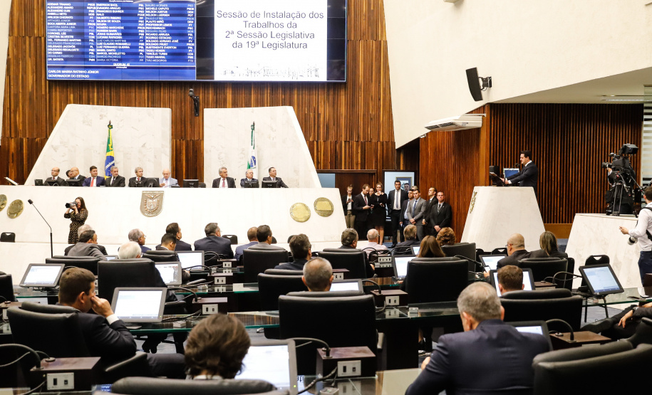 Ratinho Junior destacou que Assembleia foi importante para que o Governo do Estado pudesse modernizar a máquina pública ao longo dos primeiros 12 meses de mandato, garantindo reformas que o Estado precisava fazer.
Foto: Rodrigo Felix Leal