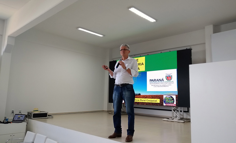 Secretário da Agricultura apresentou os passos dados pelo Estado nos últimos anos para a conquista de novos mercados mundiais. Ele também fez histórico dos avanços do Paraná nesta área, nos últimos anos. Foto: Evandro Fadel/SEAB