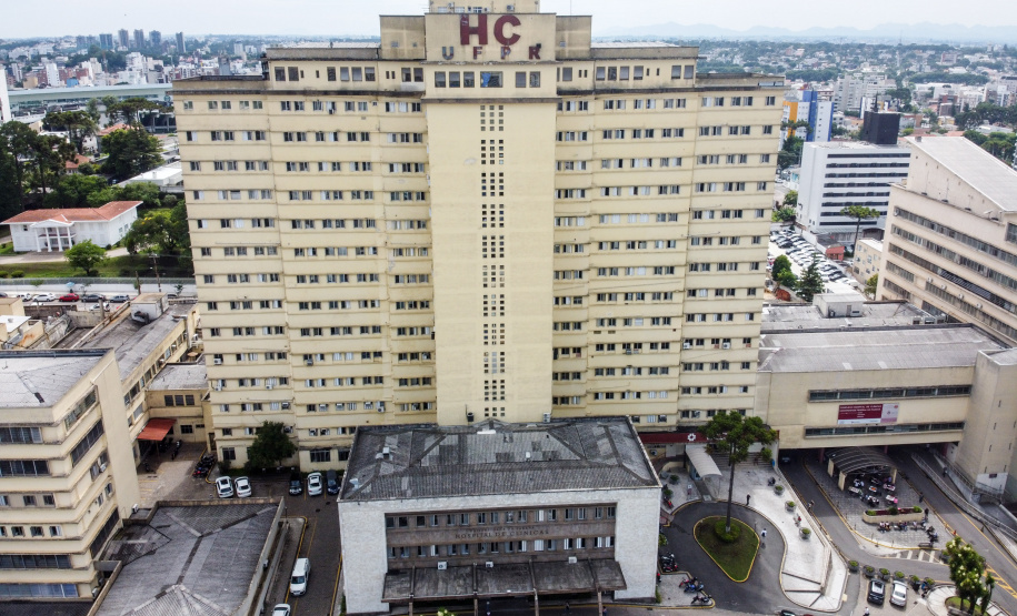 Todas essas unidades ofertam atendimento pelo SUS. Nesta terça-feira (4), no Dia Mundial do Câncer, a Secretaria de Estado da Saúde alerta sobre a responsabilidade do Estado e de cada um na prevenção da doença. No ano passado foram 27.654 casos diagnosticados pelo SUS no Paraná.
Foto: Geraldo Bubniak/AEN