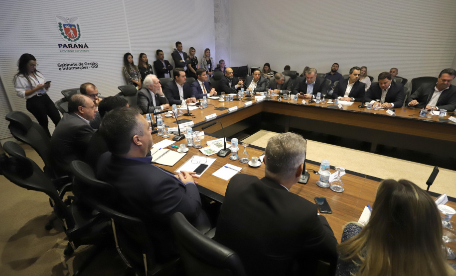O governador Carlos Massa Ratinho Junior participa da reunião semanal com o secretariado.
Curitiba, 04-02-20.
Foto: Arnaldo Alves / AEN.