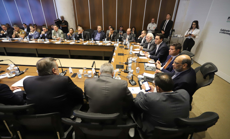 O governador Carlos Massa Ratinho Junior participa da reunião semanal com o secretariado.
Curitiba, 04-02-20.
Foto: Arnaldo Alves / AEN.