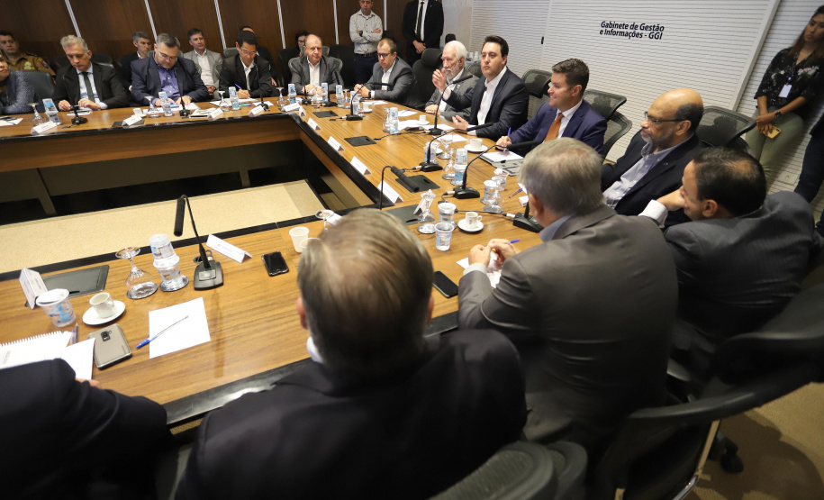 O governador Carlos Massa Ratinho Junior participa da reunião semanal com o secretariado.
Curitiba, 04-02-20.
Foto: Arnaldo Alves / AEN.