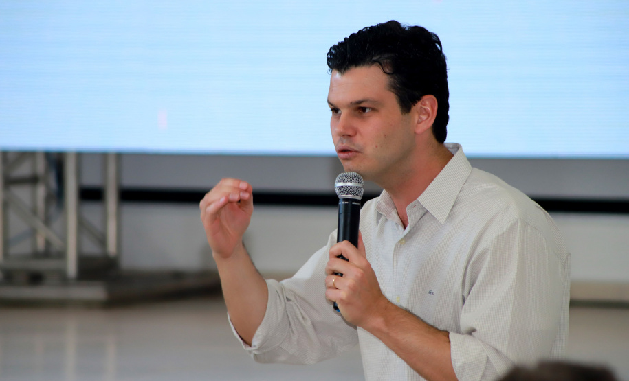 O presidente da Copel, Daniel Slaviero, e o superintendente de Projetos Especiais, Júlio Omori, estiveram ontem no Show Rural, em Cascavel, em reuniões com empresários e produtores das regiões Oeste e Sudoeste.
Foto: Valdenir Cavalheiro/Copel