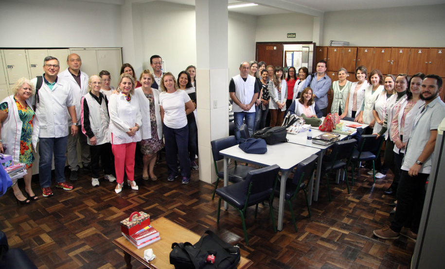 Volta às aulas Colegio Estadual São Paulo Apóstolo.Uberaba. FOTO: ARI DIAS/AEN