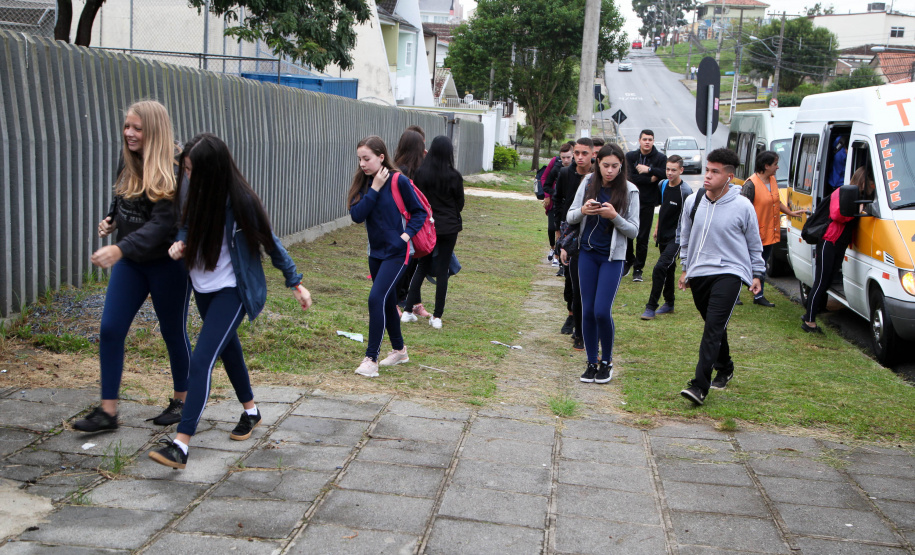 Volta às aulas Colegio Estadual São Paulo Apóstolo.Uberaba. FOTO: ARI DIAS/AEN