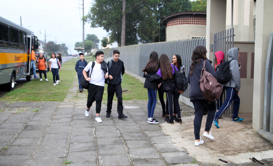 Volta às aulas Colegio Estadual São Paulo Apóstolo.Uberaba. FOTO: ARI DIAS/AEN