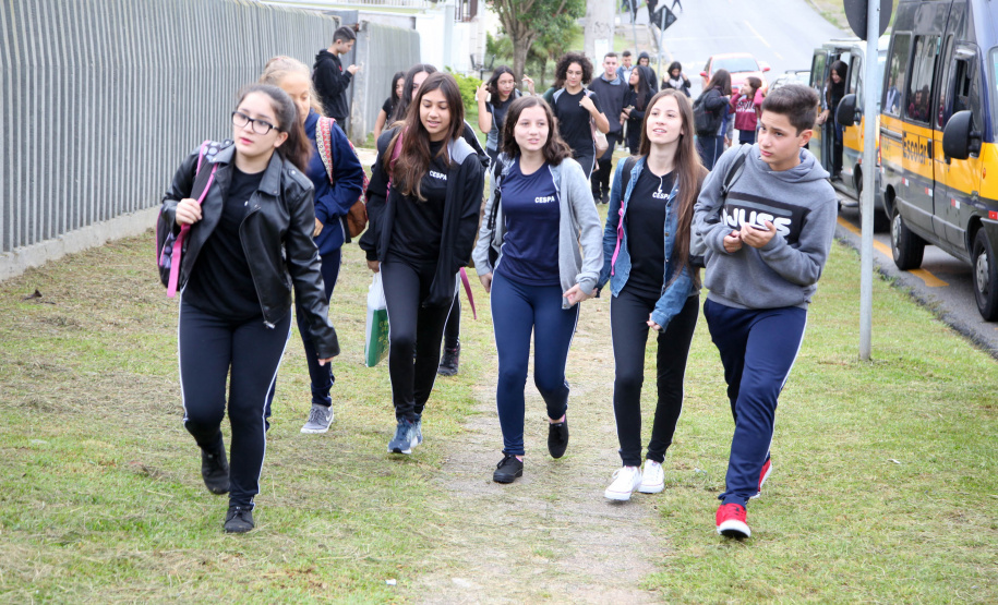 Volta às aulas Colegio Estadual São Paulo Apóstolo.Uberaba. FOTO: ARI DIAS/AEN