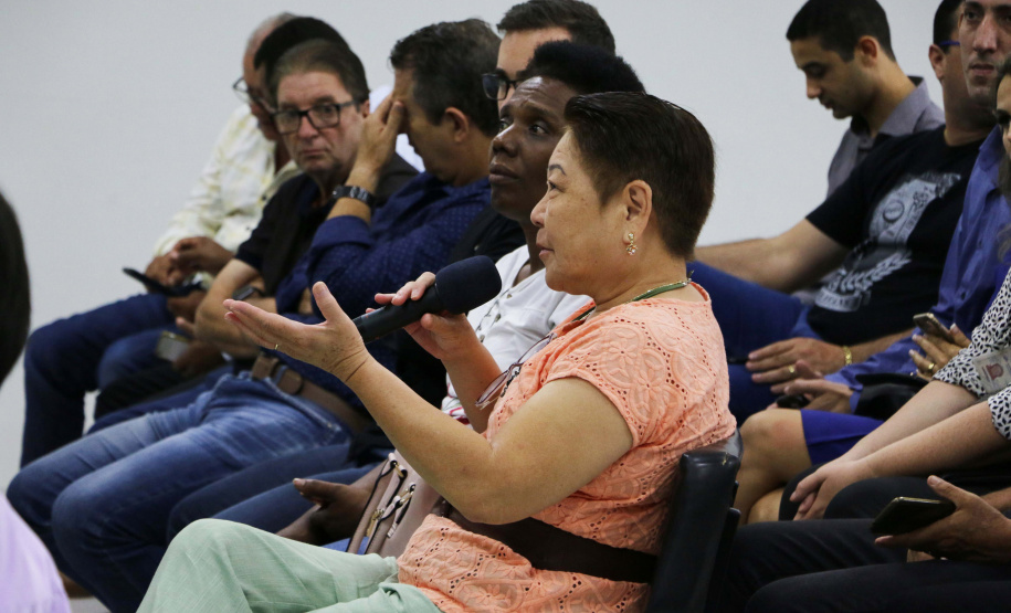 O evento, promovido pela Escola de Liderança do Paraná, reuniu mais de 160 pessoas, entre prefeitos, secretários municipais, vereadores e representantes de diversas entidades e associações, na Associação Comercial e Empresarial de Goioerê.
Foto: SEPL