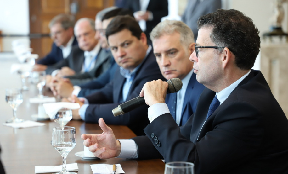 A empresa de medicamentos Prati-Donaduzzi confirmou nesta quarta-feira (5), em evento com o governador Carlos Massa Ratinho Junior, no Palácio Iguaçu, investimentos de R$ 650 milhões nos próximos três anos na ampliação da sua planta em Toledo, no Oeste do Paraná. - Curitiba, 05/02/2020 - Foto: José Fernando Ogura/AEN