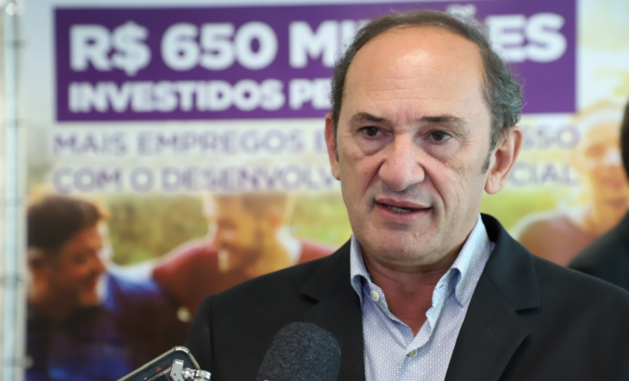 A empresa de medicamentos Prati-Donaduzzi confirmou nesta quarta-feira (5), em evento com o governador Carlos Massa Ratinho Junior, no Palácio Iguaçu, investimentos de R$ 650 milhões nos próximos três anos na ampliação da sua planta em Toledo, no Oeste do Paraná. Na foto, prefeito Lúcio de Marchi - Curitiba, 05/02/2020 - Foto: José Fernando Ogura/AEN