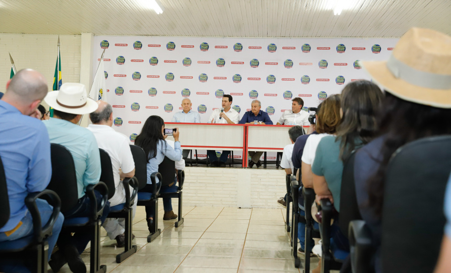 Trevo Cataratas, duplicação na BR-277 e aumento da capacidade de escoamento da Ferroeste vão mudar a realidade de Cascavel e região. Anúncios foram feitos nesta quarta-feira (05) no Show Rural Coopavel.
Foto: Rodrigo Felix Leal