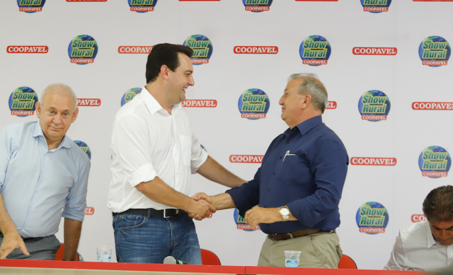 Trevo Cataratas, duplicação na BR-277 e aumento da capacidade de escoamento da Ferroeste vão mudar a realidade de Cascavel e região. Anúncios foram feitos nesta quarta-feira (05) no Show Rural Coopavel.
Foto: Rodrigo Felix Leal