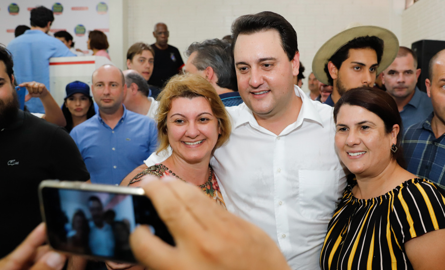 Trevo Cataratas, duplicação na BR-277 e aumento da capacidade de escoamento da Ferroeste vão mudar a realidade de Cascavel e região. Anúncios foram feitos nesta quarta-feira (05) no Show Rural Coopavel.
Foto: Rodrigo Felix Leal